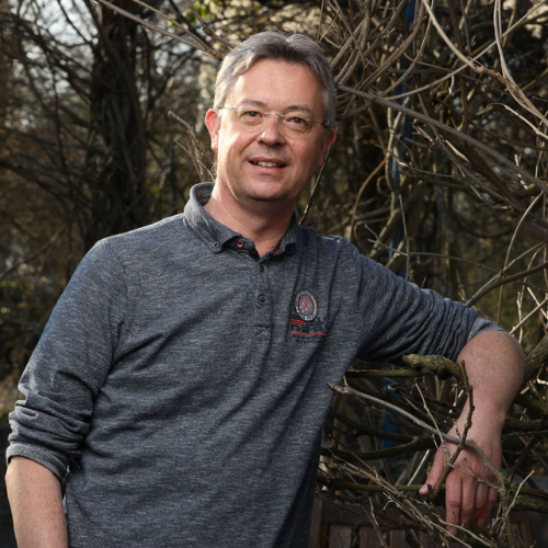 David Borman, oud verloskundige en auteur